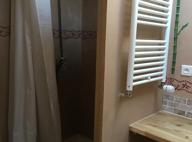 Le Puy Rabasteau Casa de hóspedes *